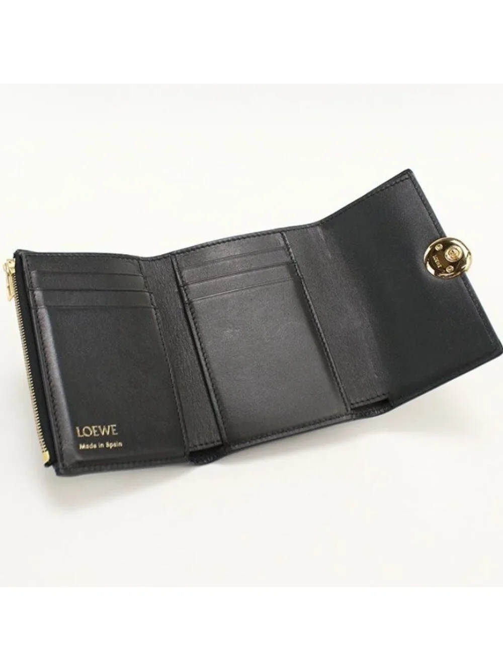 Loewe Vertical Wallet Small Pebble Trifold Shiny Napa Cafe